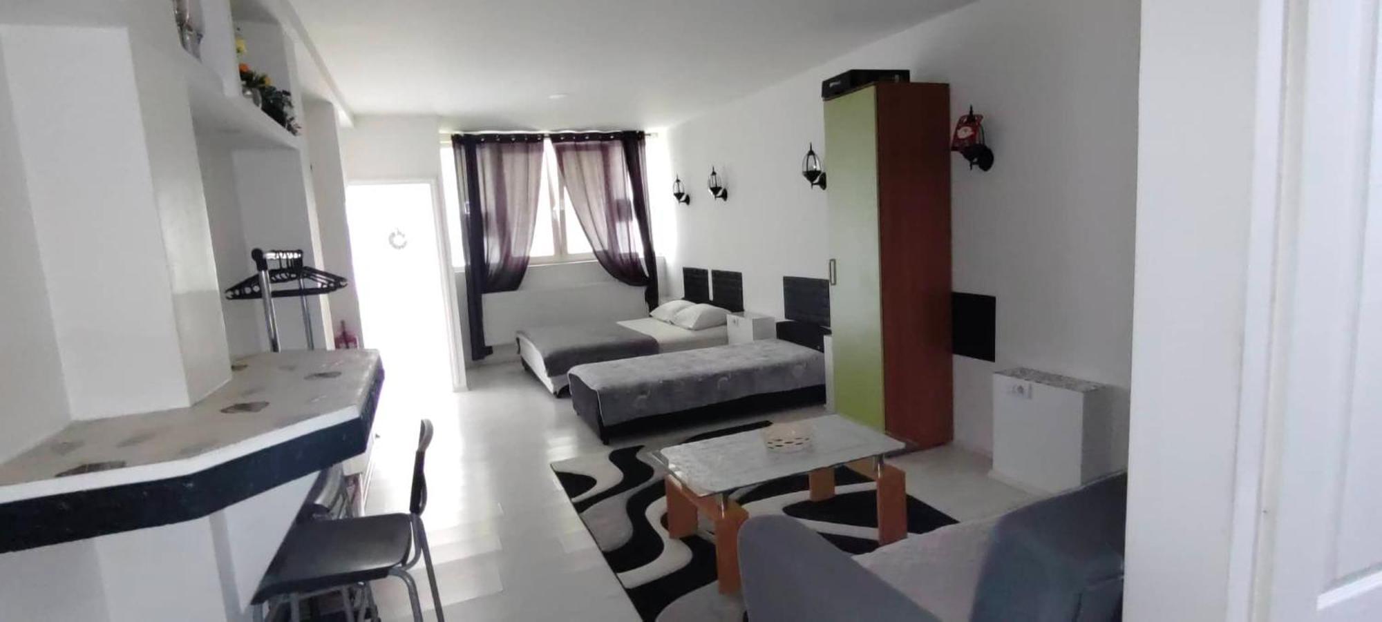 Apartment Divlji Raj Belgrado Buitenkant foto